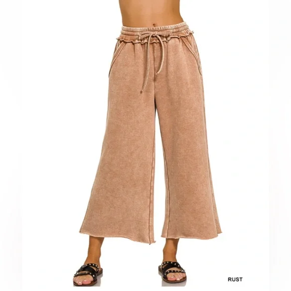 188 small - 3X ❤️ Zenana rust ACID WASH FLEECE
PALAZZO SWEATPANTS - Picture 1 of 3